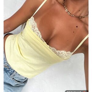 WHITE FOX Boutique tell me all about it top